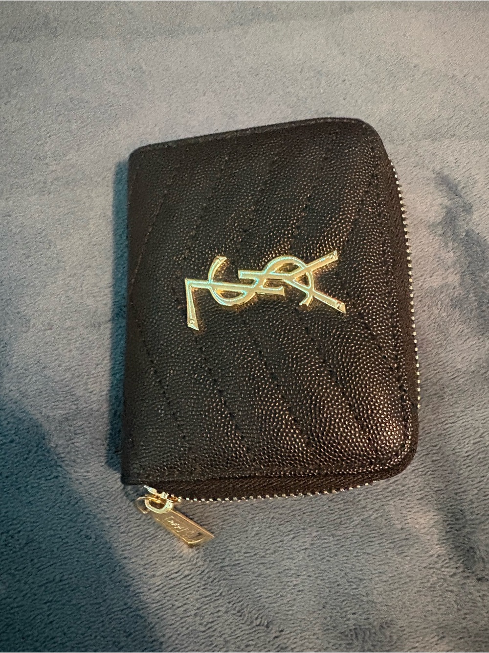 Saint Laurent Black Quilted Card Holder with Gold YSL Logo - Picture 4 of 4